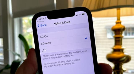 高石碑镇苹果手机维修分享iPhone 12如何打开或关闭5G网络 