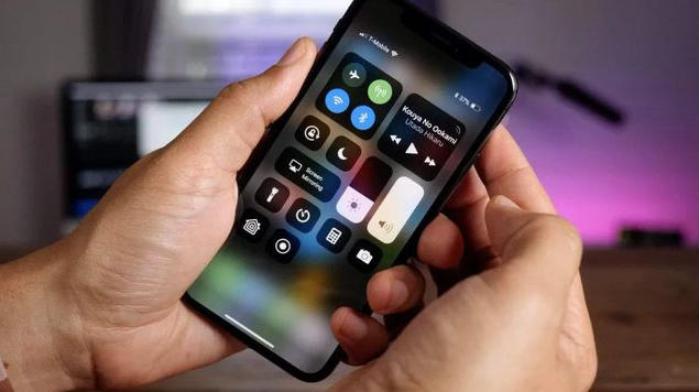 高石碑镇苹果手机维修分享iPhone 12信号差怎么办 
